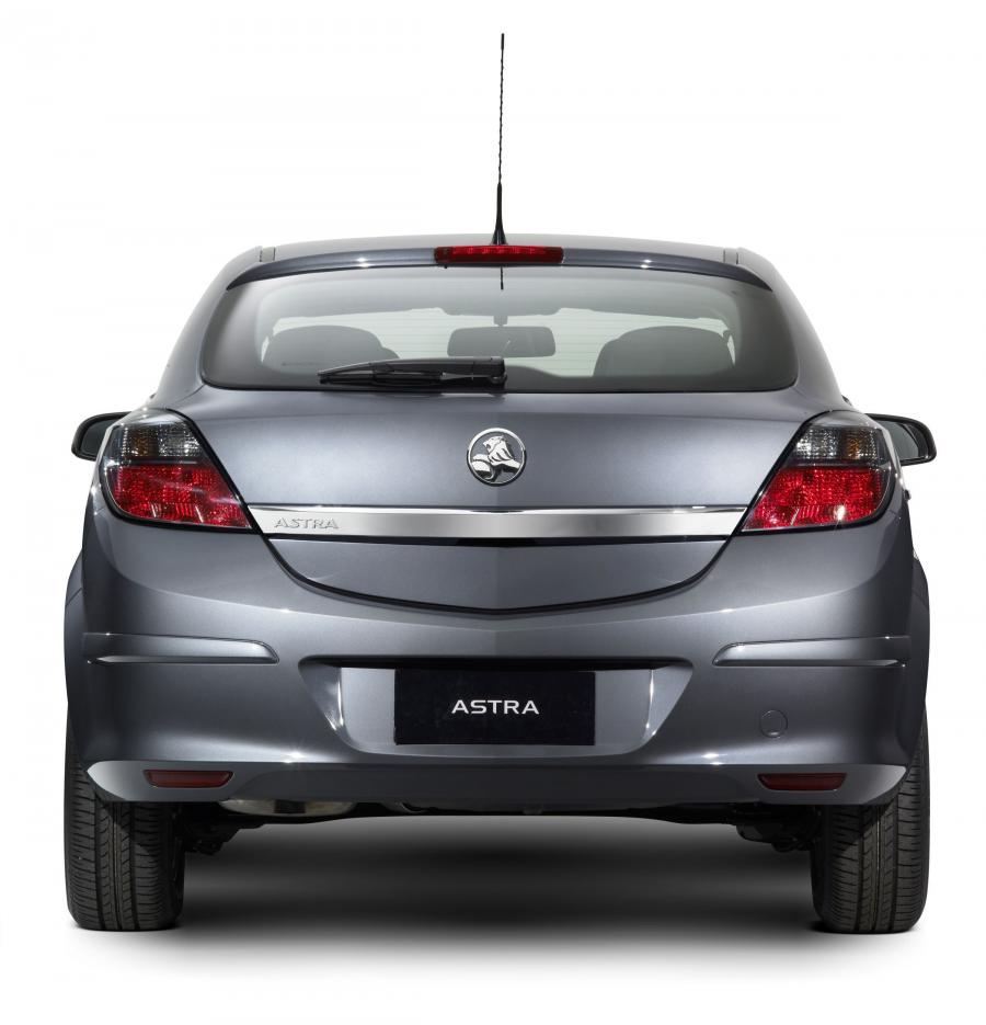  Holden Astra 3-Door Coupe 2007 года  (фото 10 из 32)